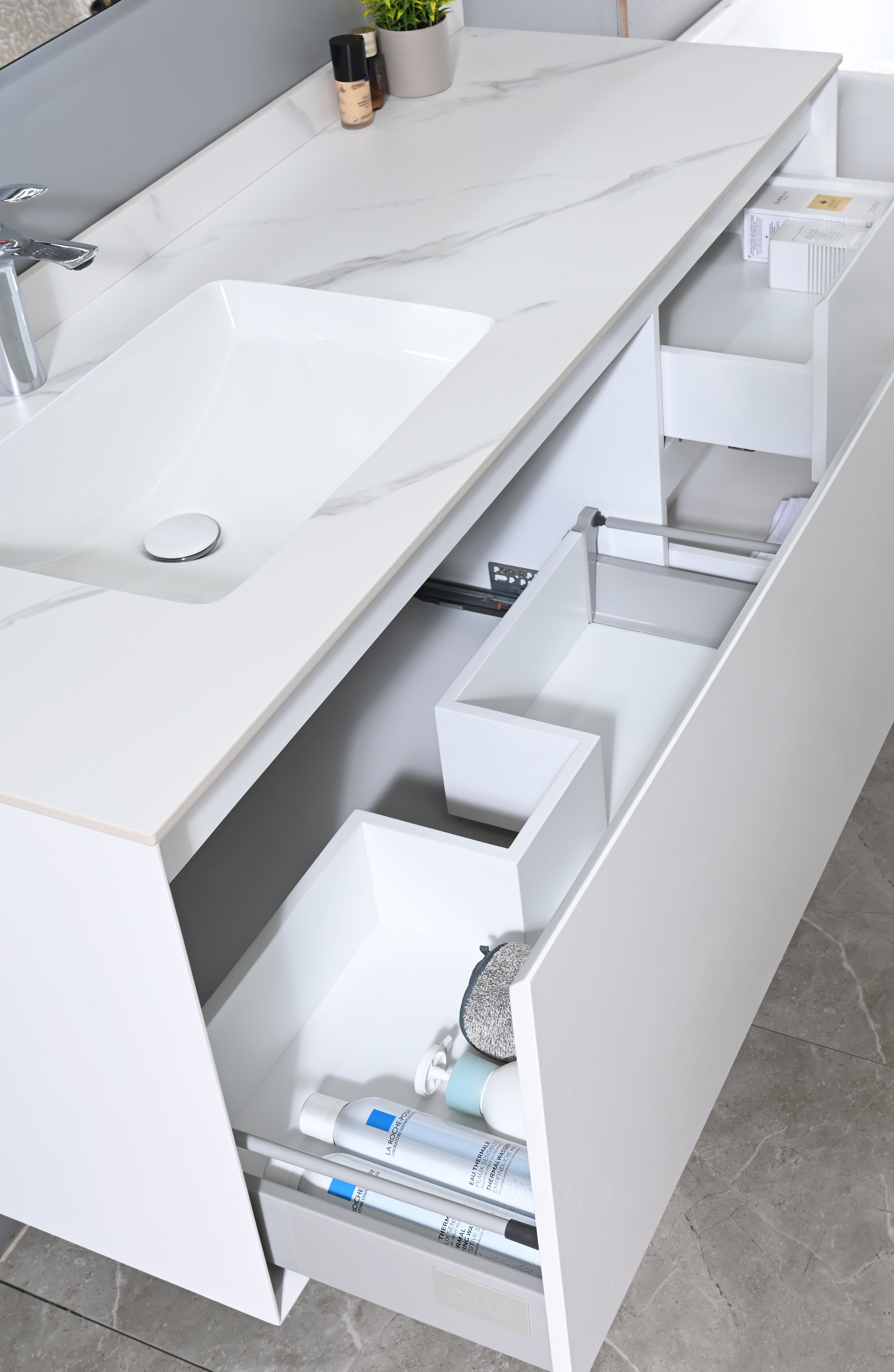 Aura 55'' White Vanity-Sink
